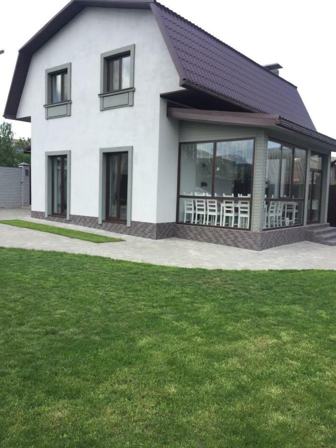 Shale Na Polotskoy Bobruisk Exterior photo